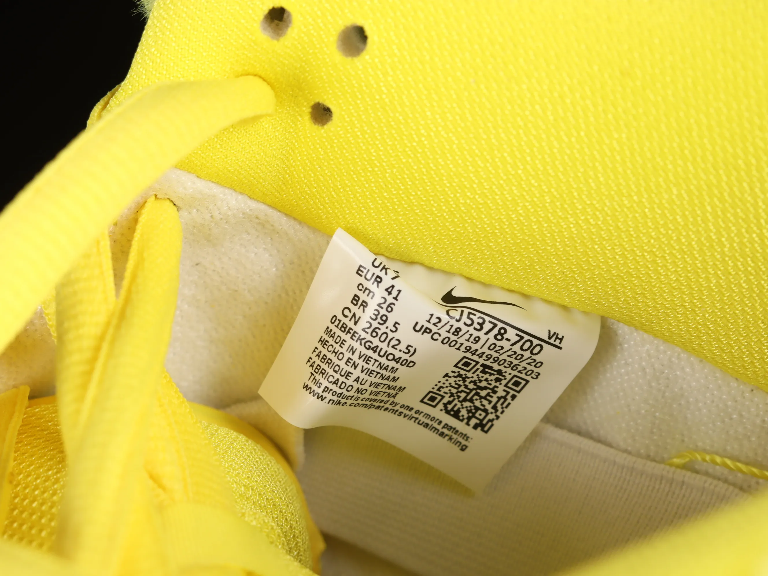 All categories Nk SB Dunk Series Nk SB Dunk Low low-top sneakers OG version Grateful Dead x Nk SB Dunk Low "Yellow Bear" joint model yellow and blue bear sports skateboard shoes CJ5378-700